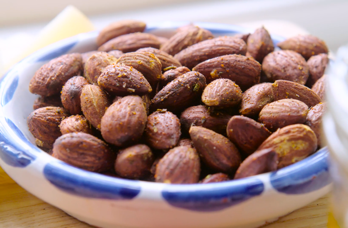 roasted almonds from catalonia