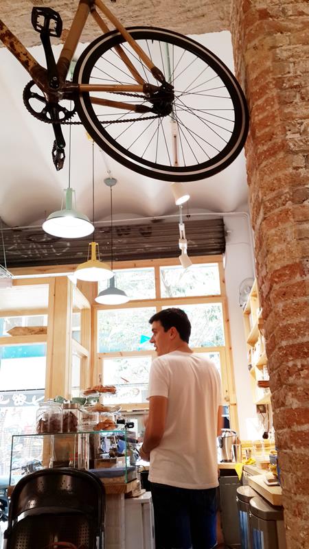 OnyVa coffee house in Barcelona