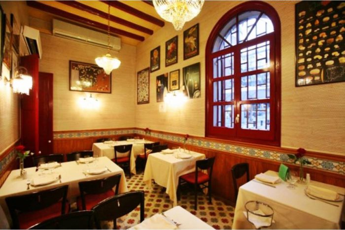 La Bodega tapas restaurant Barcelona